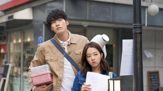 老公你好周艳,一段温馨的家庭生活剪影