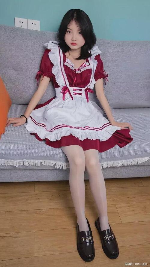 中国萝莉穿丝袜,中国少女的时尚演绎